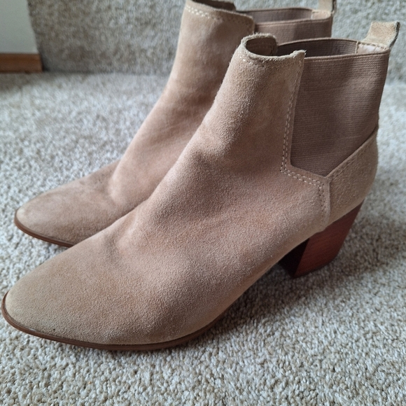 Aldo Womens Suede Ankle Boots. Slip on. Almond toe. Size 10 - Picture 1 of 10